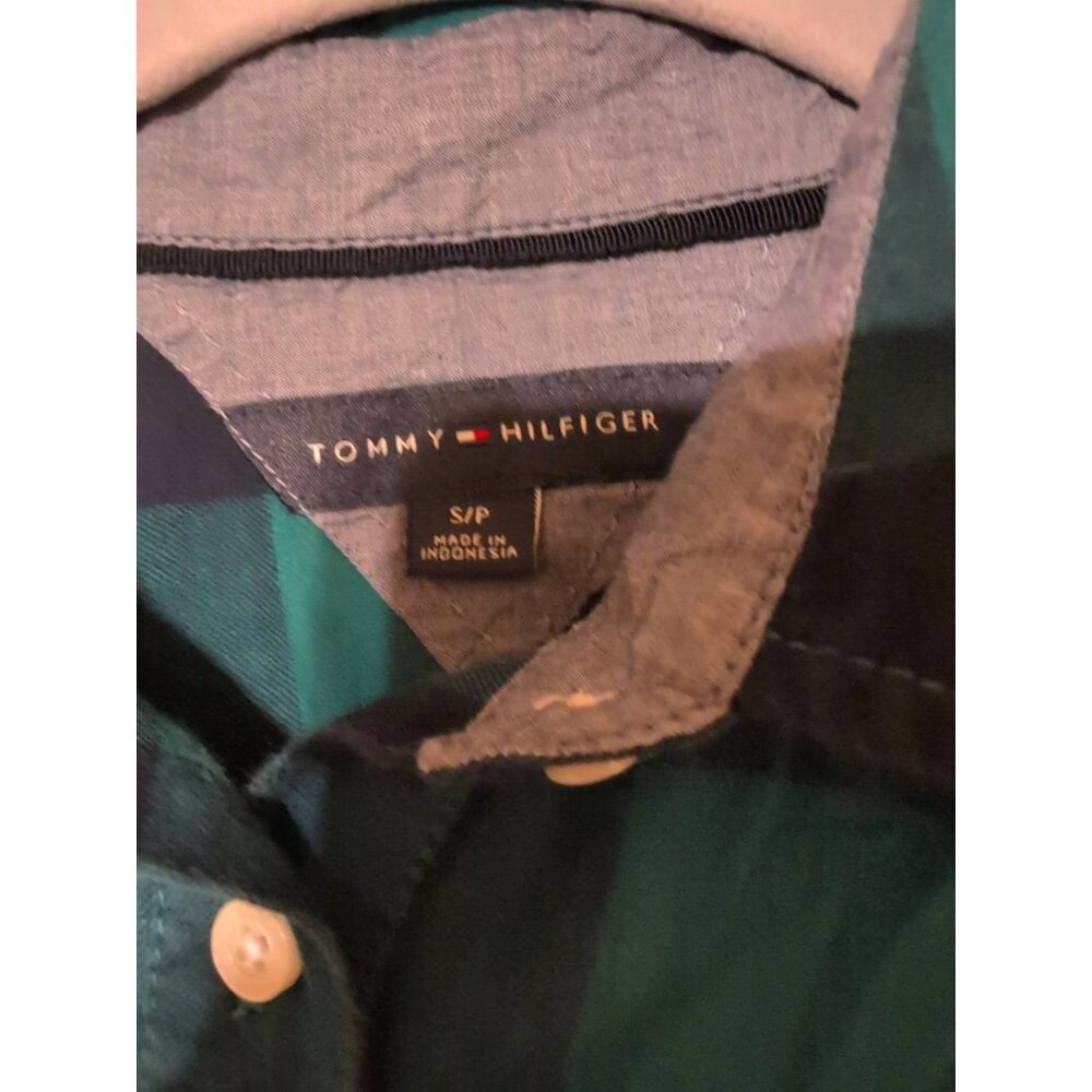 Tommy Hilfiger Plaid Flannel Shirt Women’s Small Green Long Sleeve 1/4 Button - Picture 2 of 7